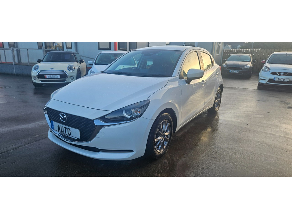 2020 Mazda Mazda2 - image 9