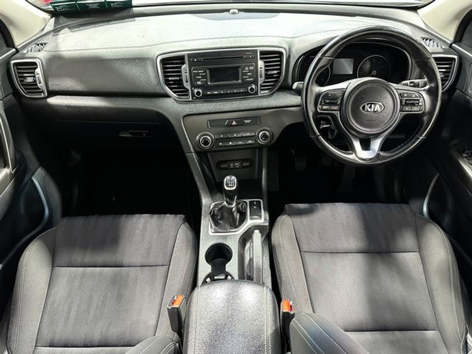 2016 Kia Sportage - image 9