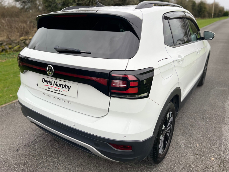 2020 Volkswagen T-Cross Style 1.0 automatic €20,950