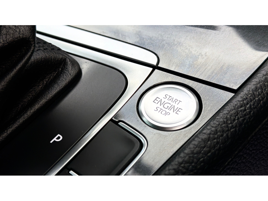 2017 Volkswagen Golf - image 14