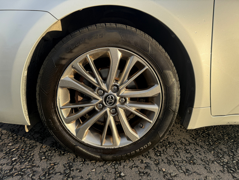 2015 Toyota Avensis 1.6 D LUNA 4DR €117,800