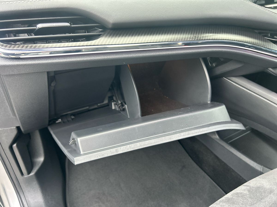 2025 Skoda Enyaq - image 13