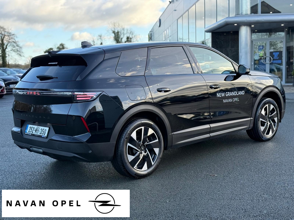 2025 Opel Grandland - image 5