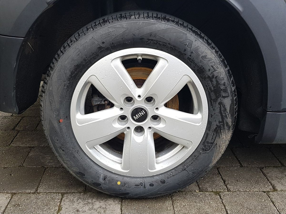 2018 MINI Countryman - image 12