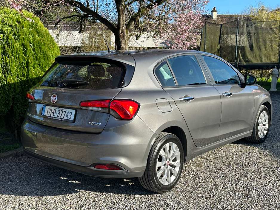 2017 Fiat Tipo - image 4