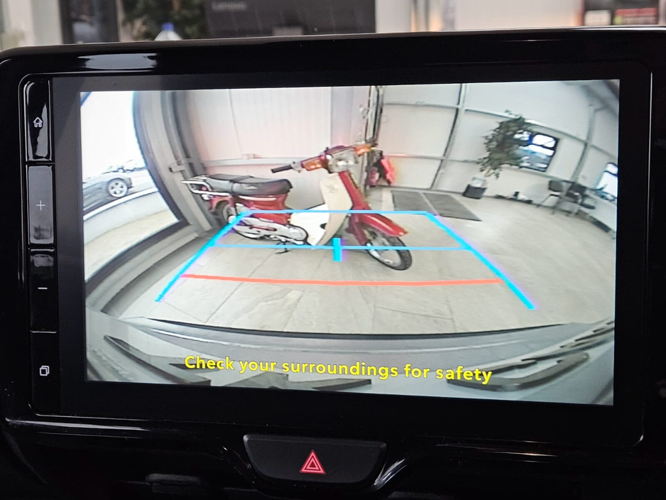 2025 Toyota Yaris Cross - image 16