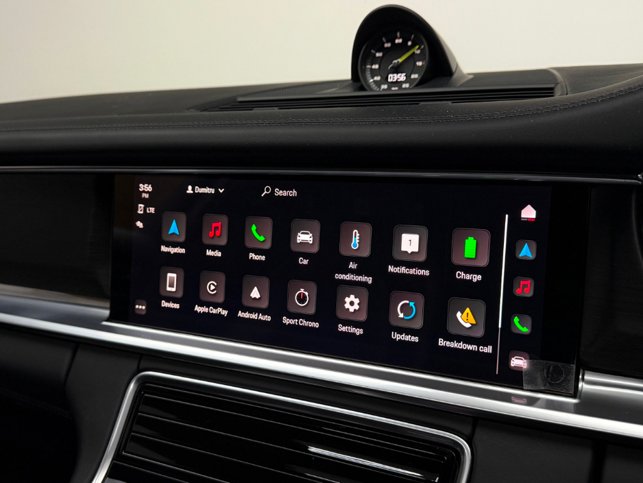 2023 Porsche Panamera - image 19