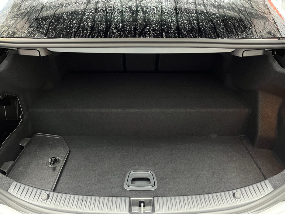 2021 Mercedes-Benz C Class - image 10