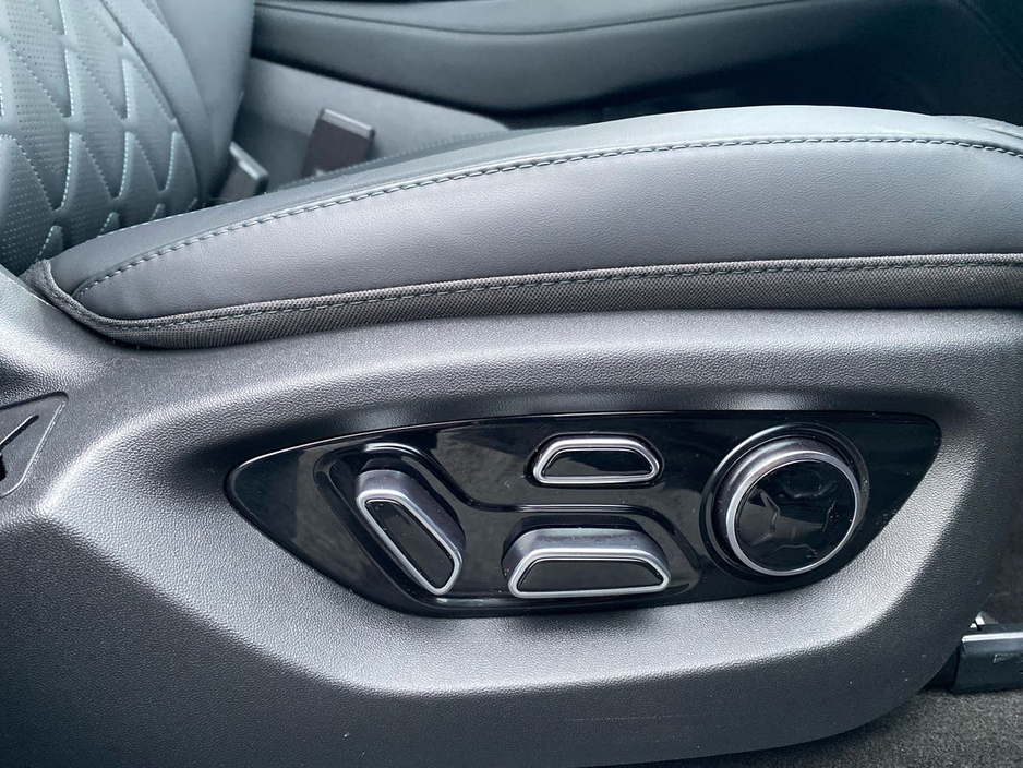 2025 BYD Sealion 7 - image 22