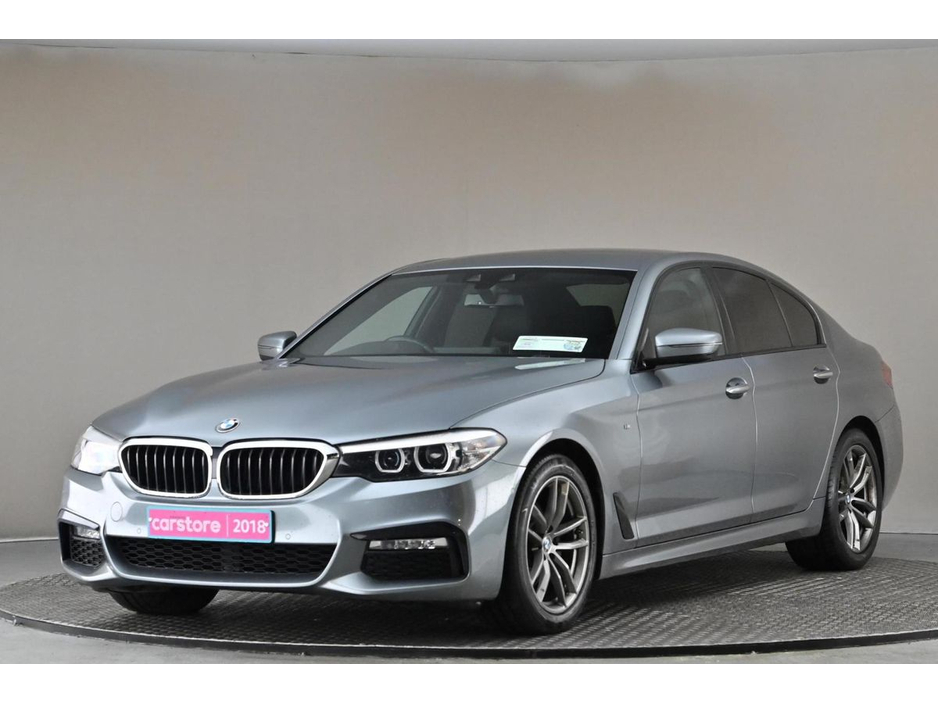 2018 BMW 5 Series - image 3