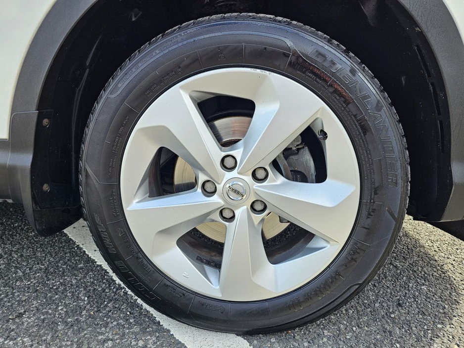 2018 Nissan Qashqai - image 36