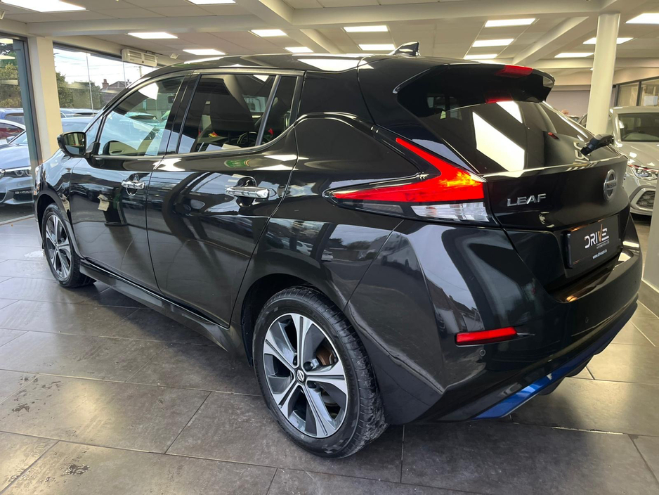 2021 Nissan Leaf - image 6