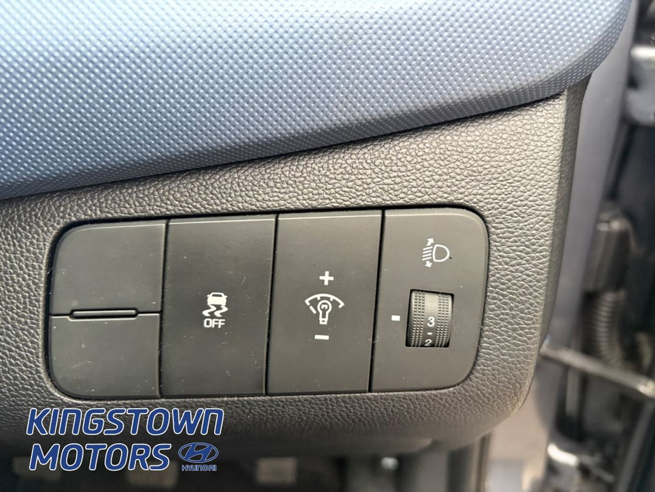 2016 Hyundai i10 - image 10