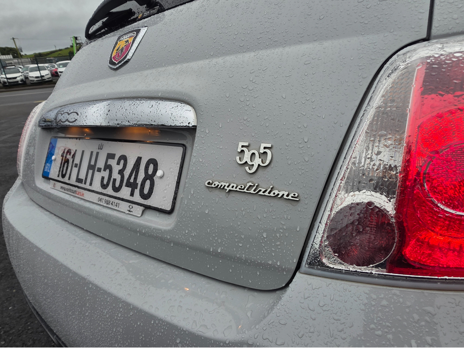 2016 Abarth 595 - image 20