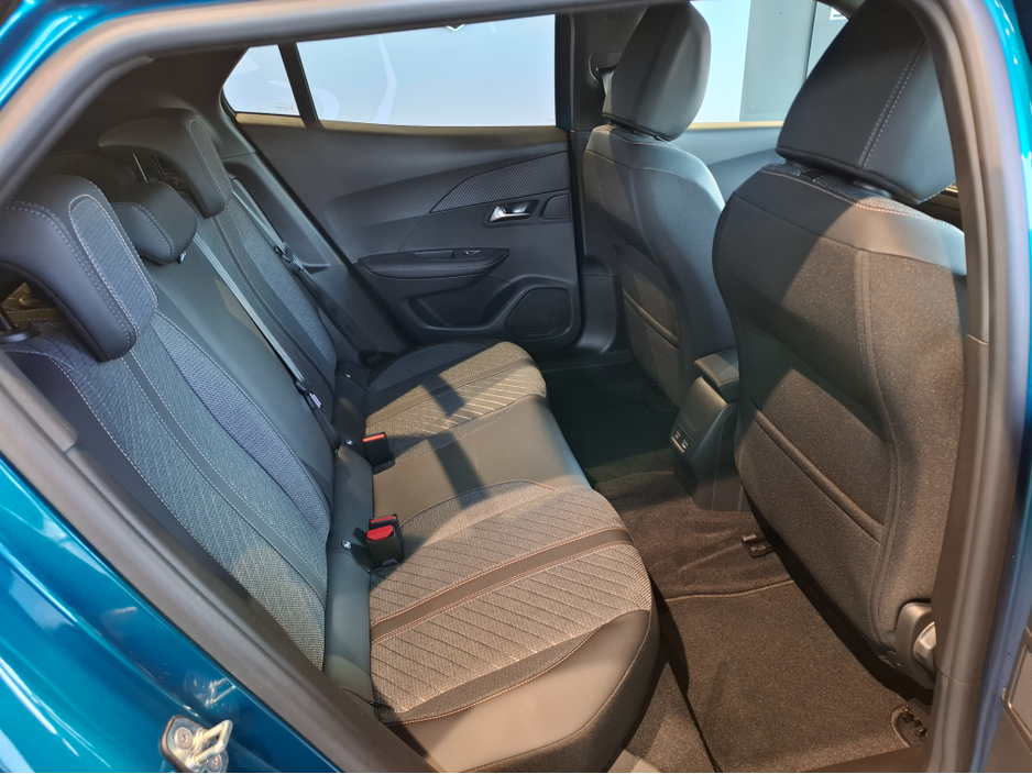 2026 Peugeot 2008 - image 21