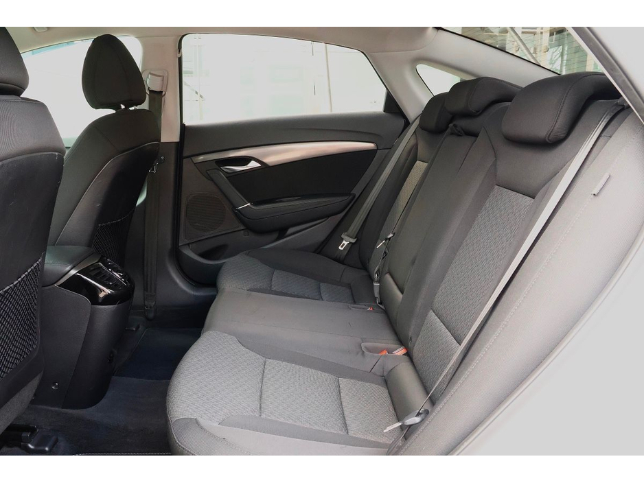 2018 Hyundai i40 - image 14