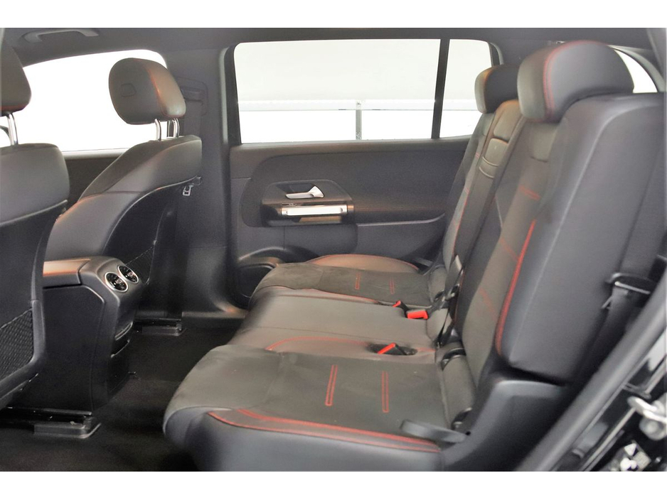 2022 Mercedes-Benz EQB - image 14