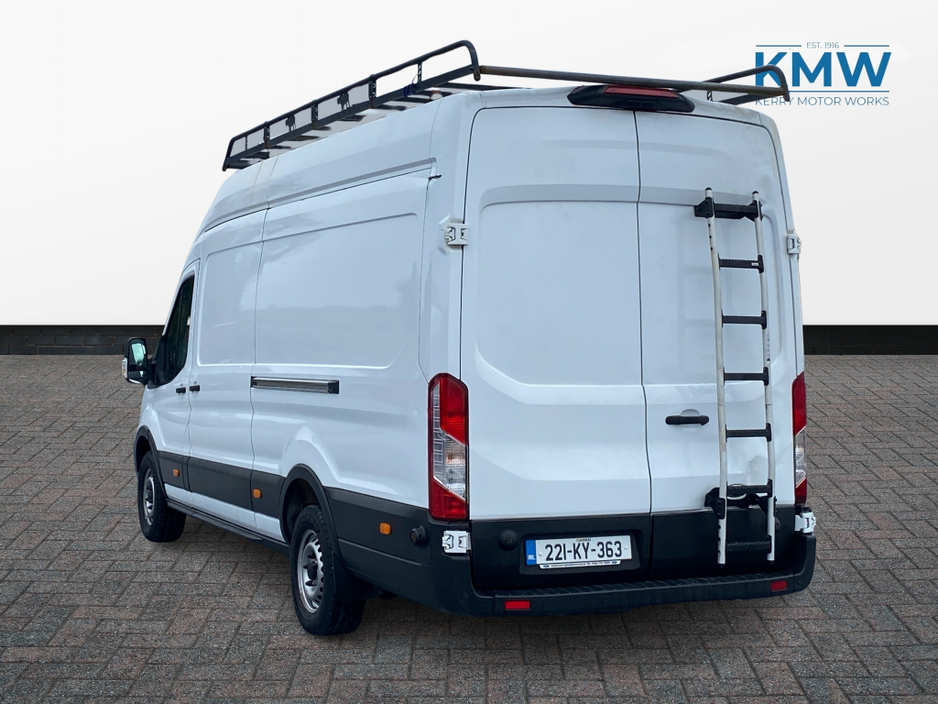 2022 Ford Transit - image 5