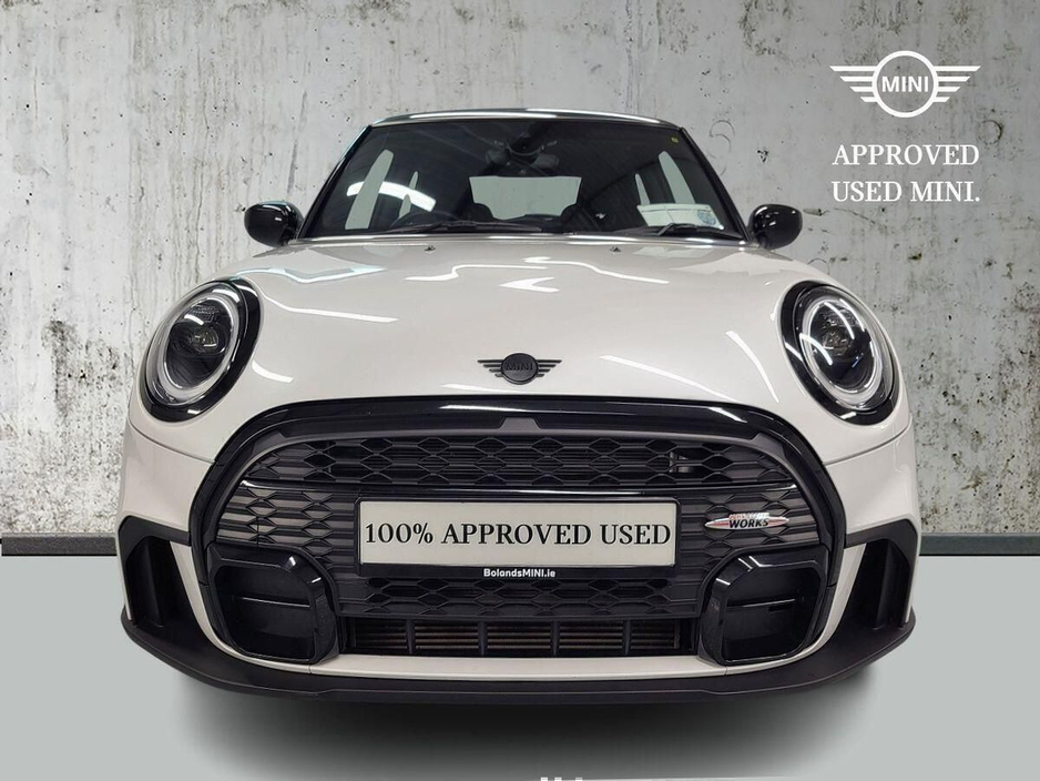 2024 MINI Hatch 3-Door Cooper Sport €29,975
