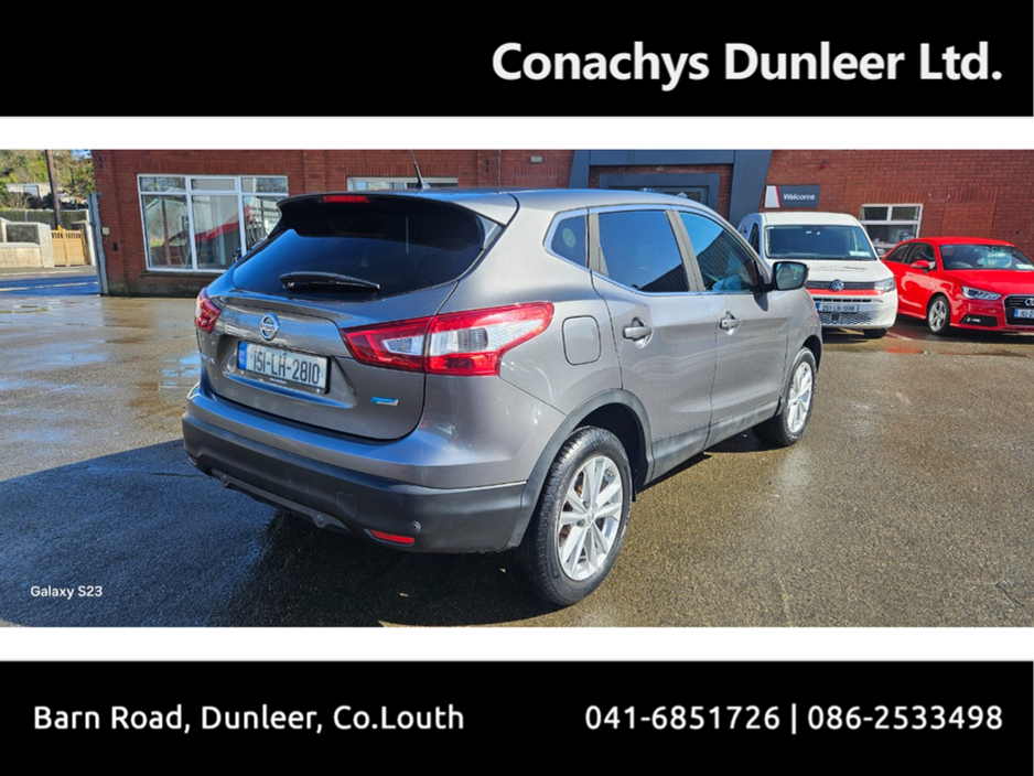 2015 Nissan Qashqai - image 5