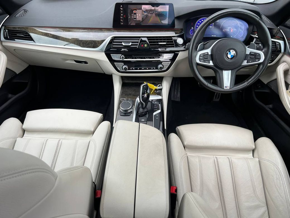 2019 BMW 5 Series 523d M-SPORT COMPETITION 2.0 D * HUGE SPEC * // OPENING SUNROOF // LEATHER M-SPORT INTERIOR // HARMAN/KARDON €32,955