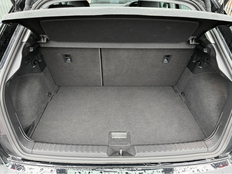 2022 Audi A1 - image 6