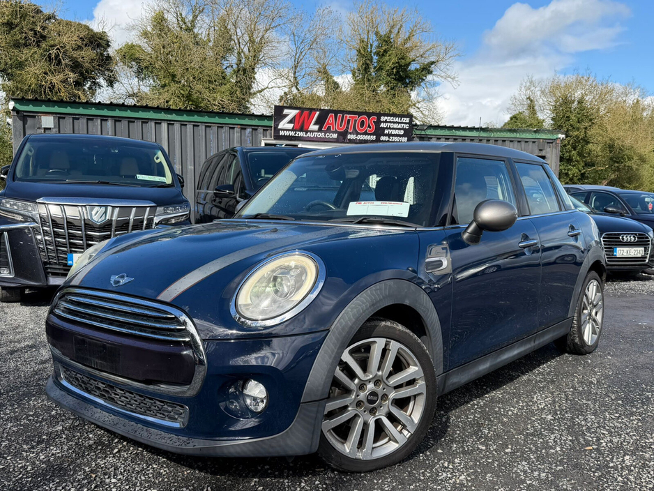 2016 MINI Hatch - image 2