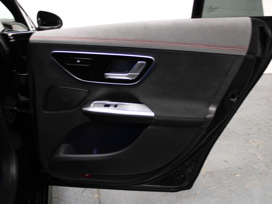 2023 Mercedes-Benz EQE 300 4DR AUTO €48,995