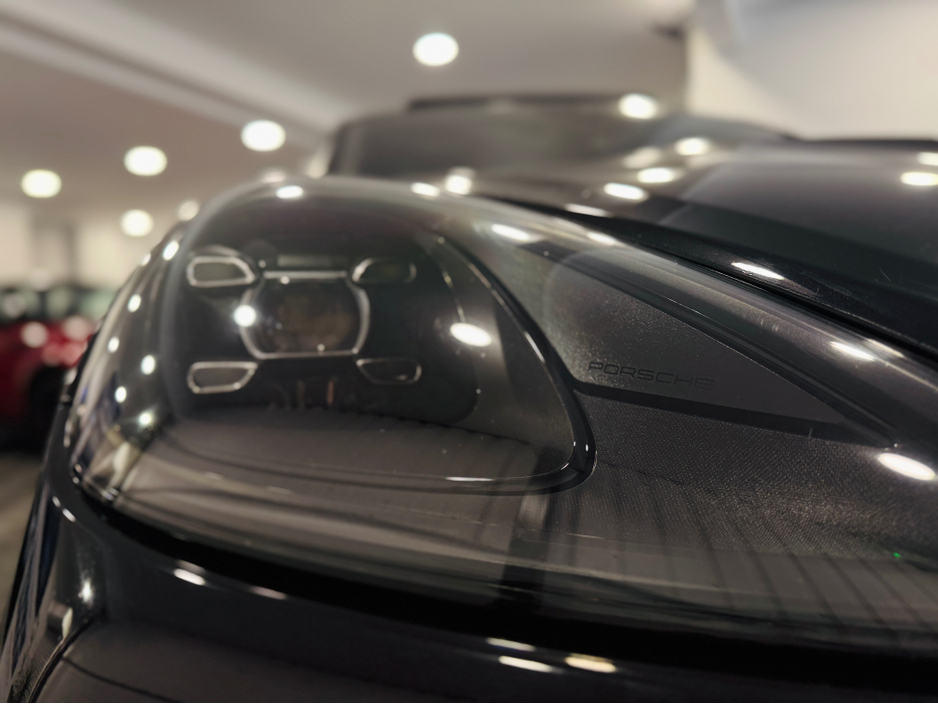 2019 Porsche Cayenne V6 E-HYBRID AUTO €59,899