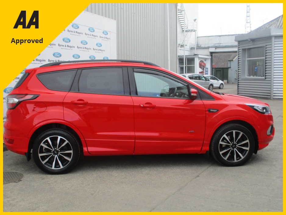 2019 Ford Kuga ST-LINE 2.0 TDCI 150PS AWD MODEL.  TOP OF THE RANGE MODEL, FULLY SERVICED AND NCT TESTED WITH WARRANTY AND 12 MONTHS AA COVER !!! €24,500