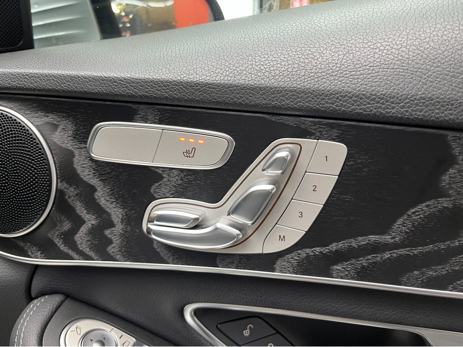 2019 Mercedes-Benz C Class - image 13