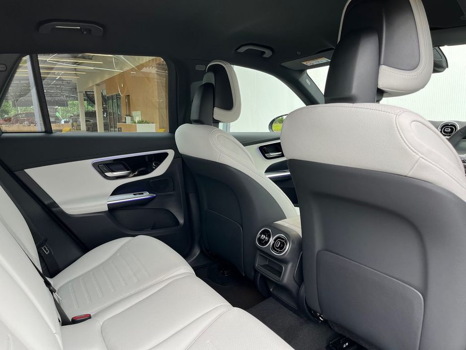 2025 Mercedes-Benz GLC Class GLC 220D AMG LINE 4Matic