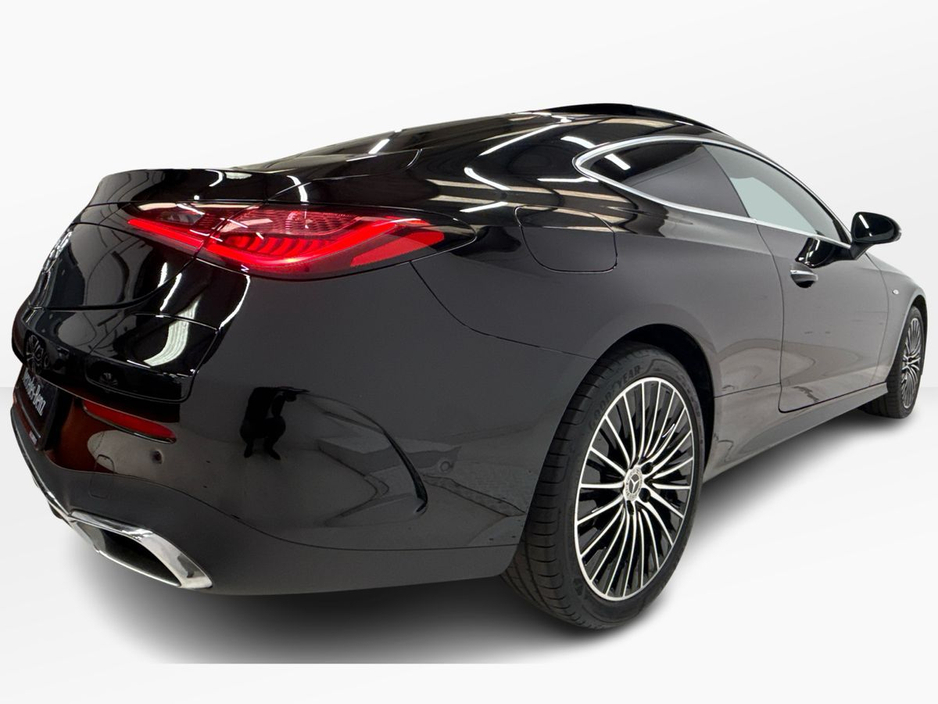 2024 Mercedes-Benz CLE CLE 300e Amg Line Premium | Memory Seat Package, Mirror Package, Reversing Camera €67,950