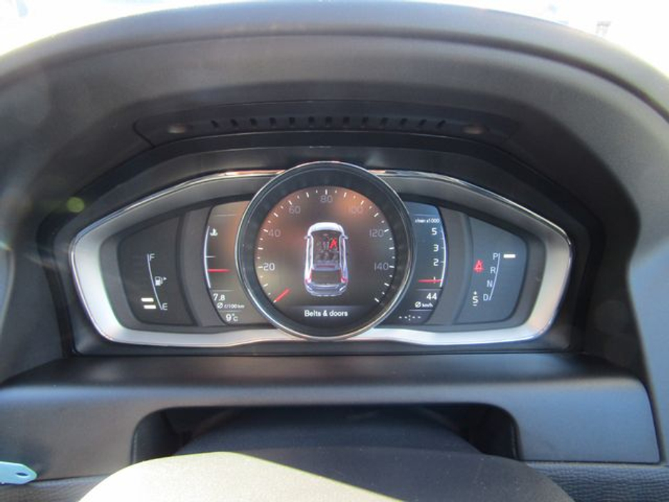 2014 Volvo XC60 - image 35