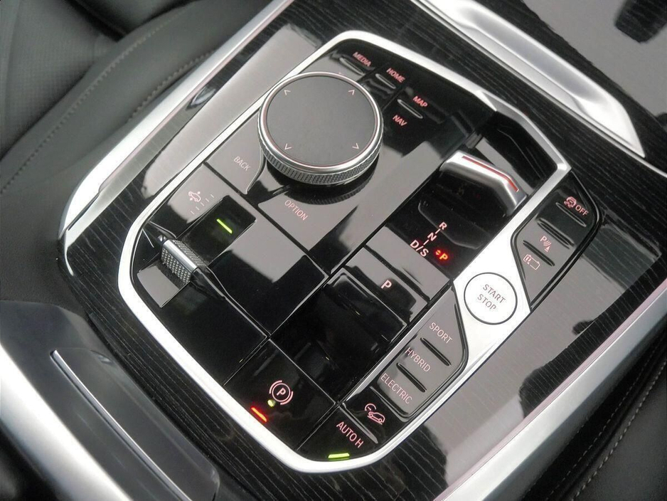 2023 BMW X5 xDrive50e M Sport €84,400