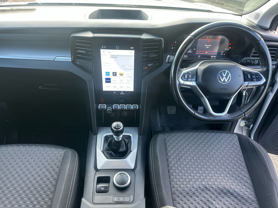 2023 Volkswagen Amarok - image 8