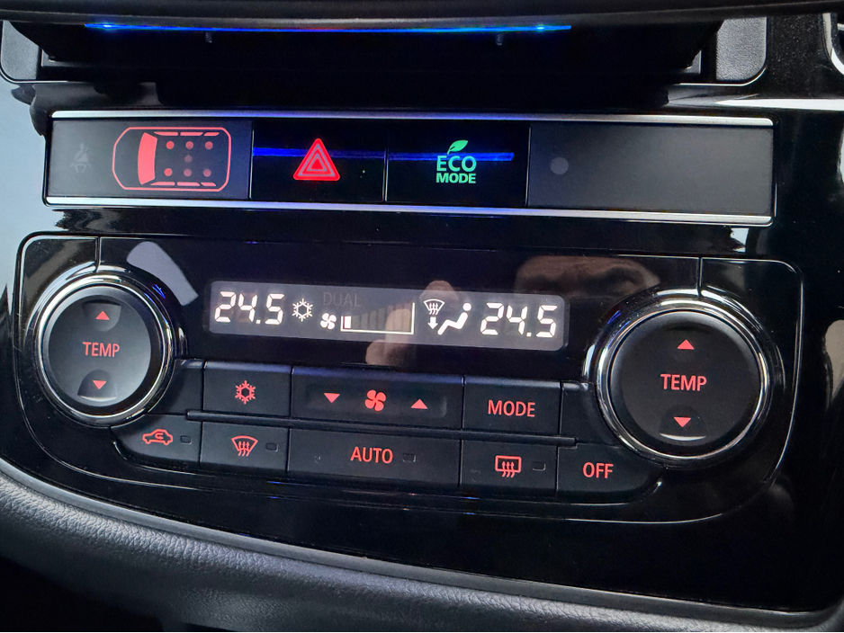 2019 Mitsubishi Outlander - image 24