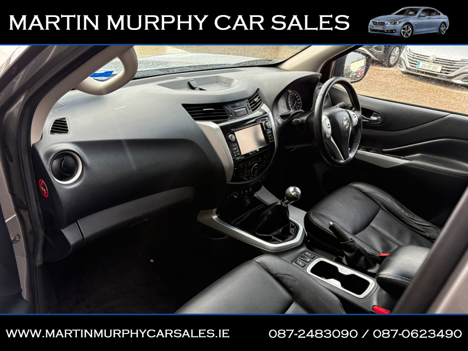 2016 Nissan Navara - image 14