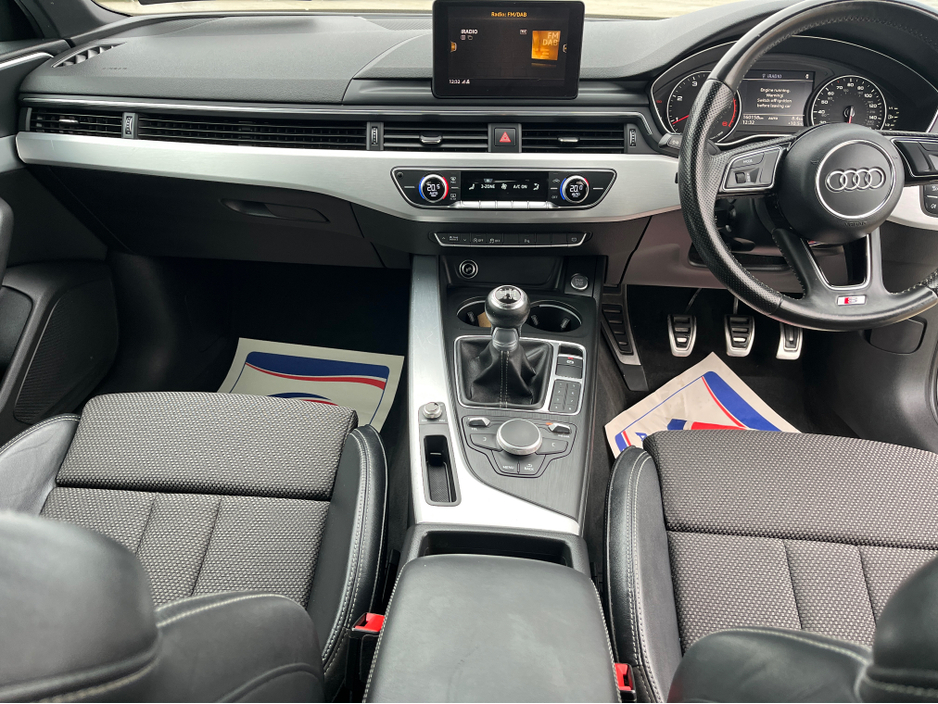 2017 Audi A4 - image 11