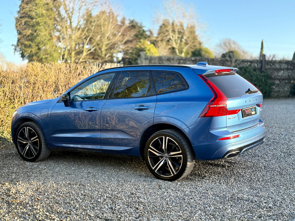 2021 Volvo XC60 - image 9