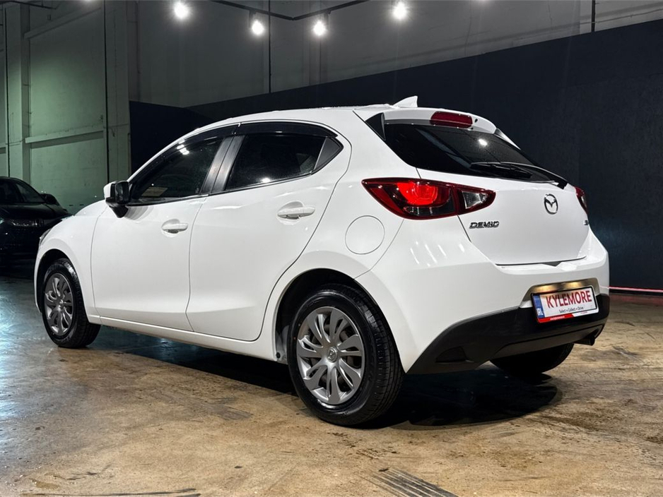 2017 Mazda Demio AUTOMATIC 1.3L SKYACTIV - A/C HEATING CONTROLS €11,950