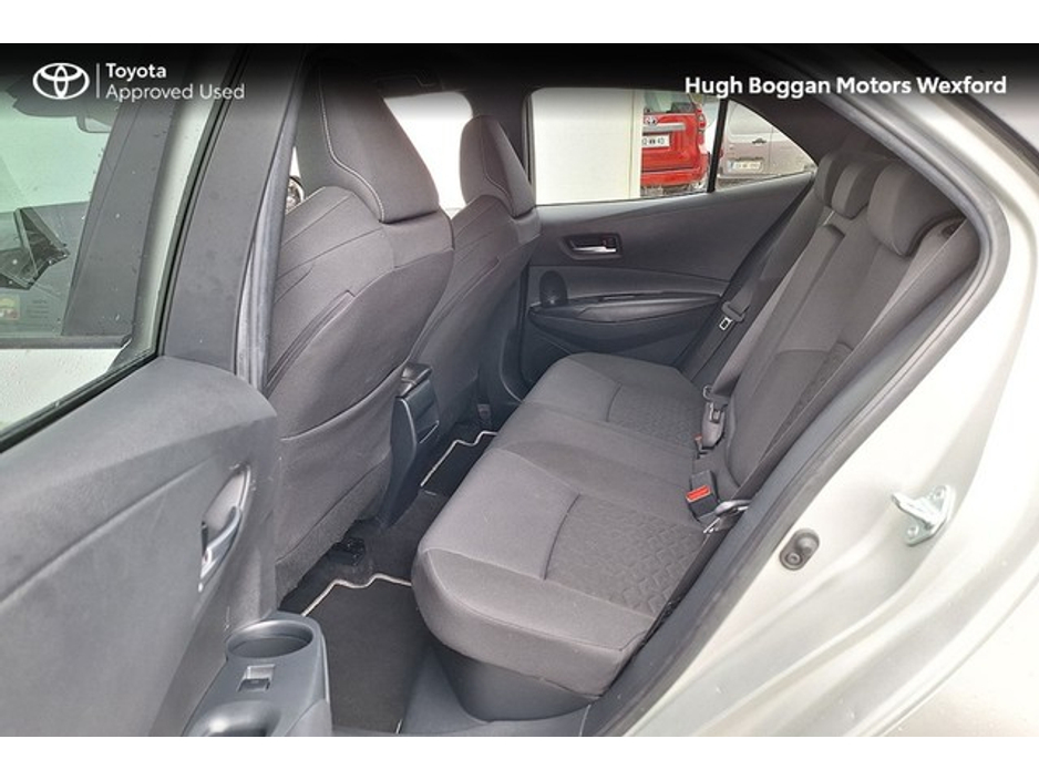 2021 Toyota Corolla HATCH, REALLY LOW MILEAGE! €22,995