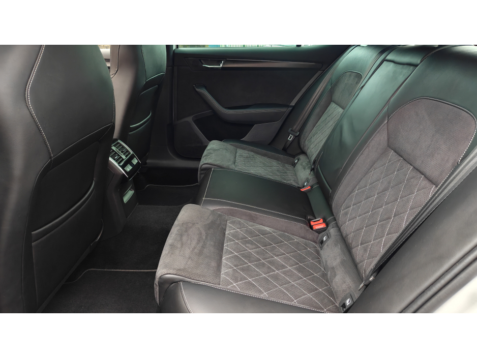 2023 Skoda Superb SPORTLINE 2.0 TDI 150 BHP- HEATED F+R SEATS-VIRTUAL COCKPIT- SUNROOF-2 YEAR SKODA WARRANTY €36,950