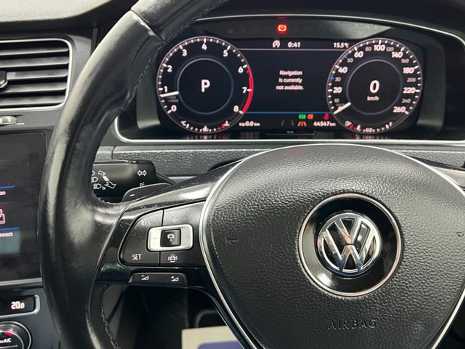 2019 Volkswagen Golf - image 32