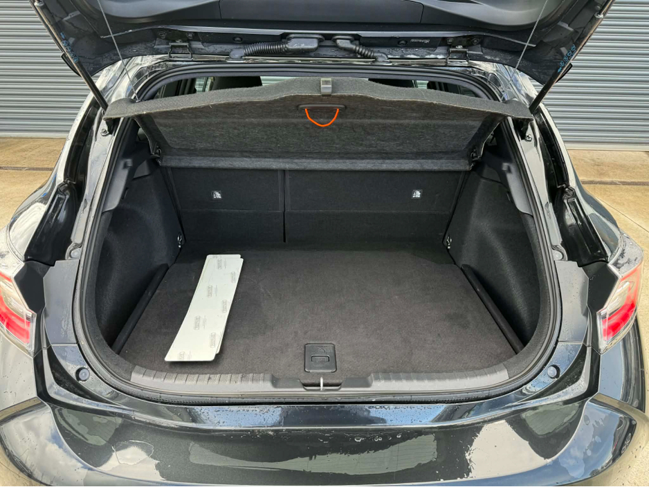 2023 Toyota Corolla - image 11