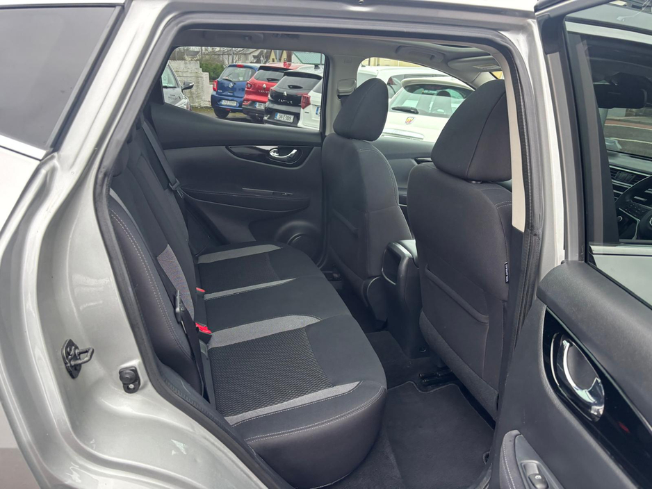 2021 Nissan Qashqai - image 13
