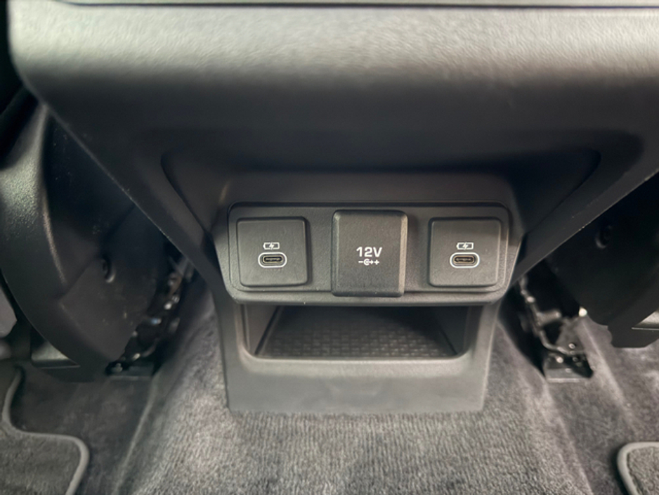 2024 Jaguar I-Pace - image 14