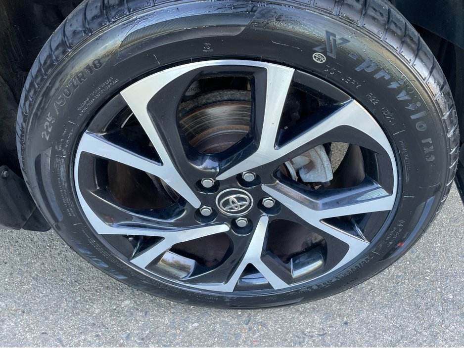 2017 Toyota C-HR - image 17