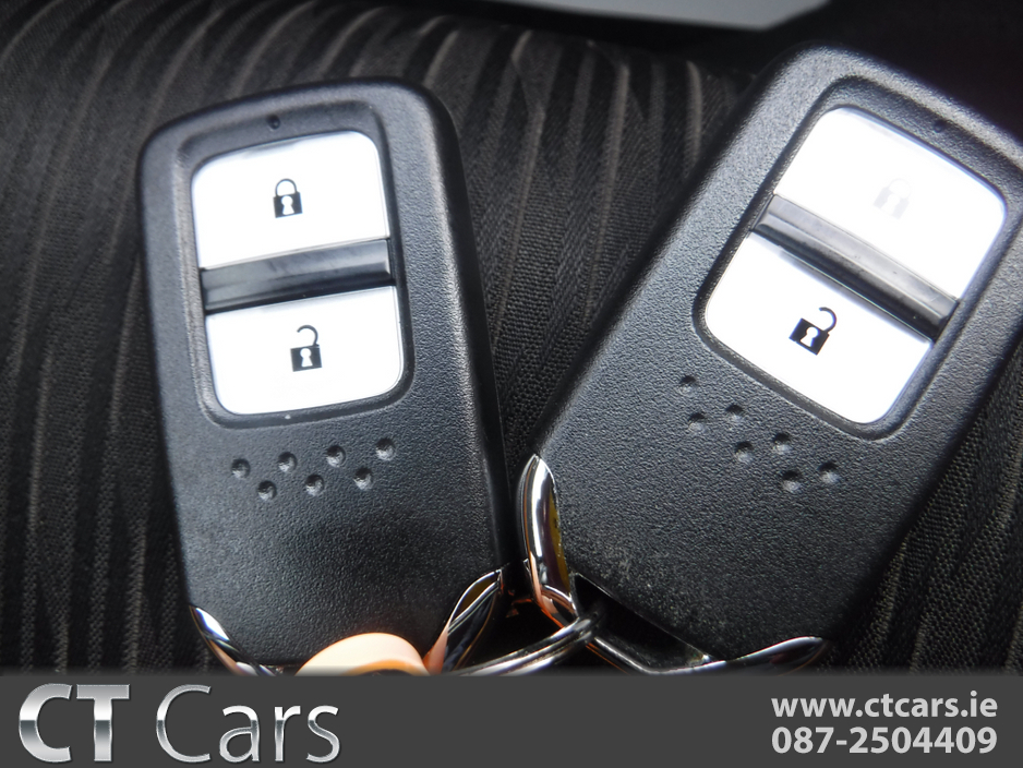 2018 Honda Vezel - image 26