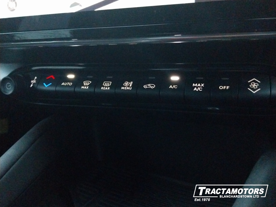 2025 Alfa Romeo Junior IBRIDA 1.2 136BHP MHEV 5 €35,999